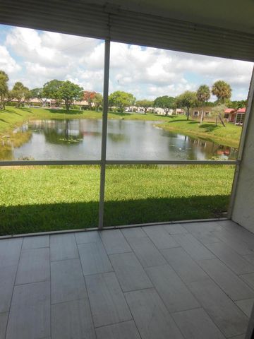 105 Lake Helen Drive, West Palm Beach, FL 33411