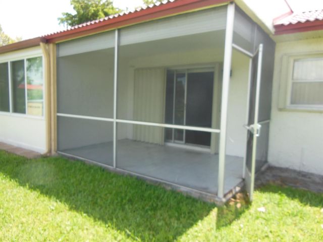 105 Lake Helen Drive, West Palm Beach, FL 33411