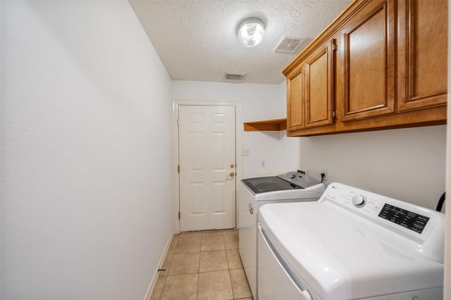 901 Longmire Road 28, Conroe, TX 77304