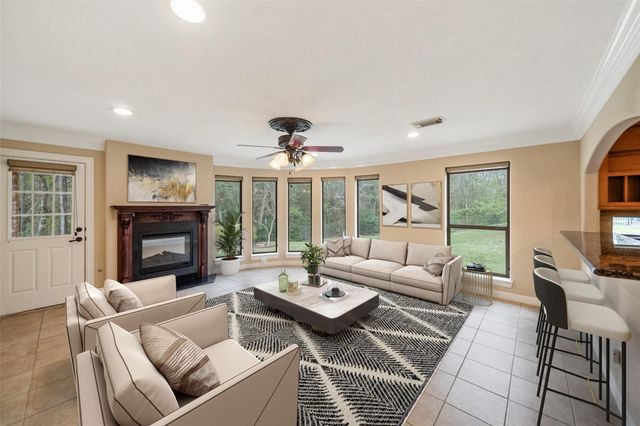 901 Longmire Road 28, Conroe, TX 77304