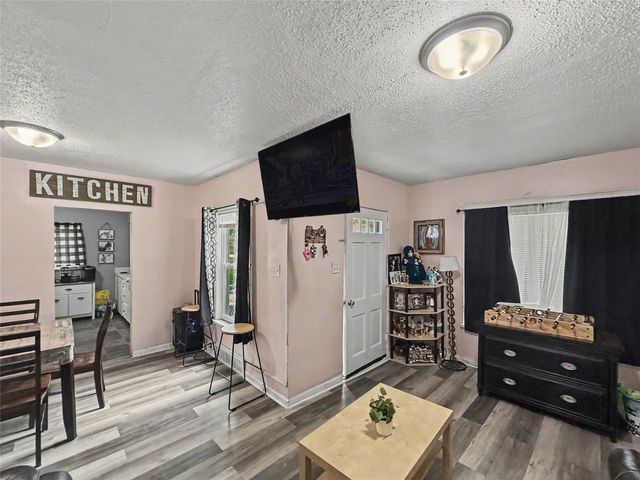 3508 37th Street, Des Moines, IA 50310