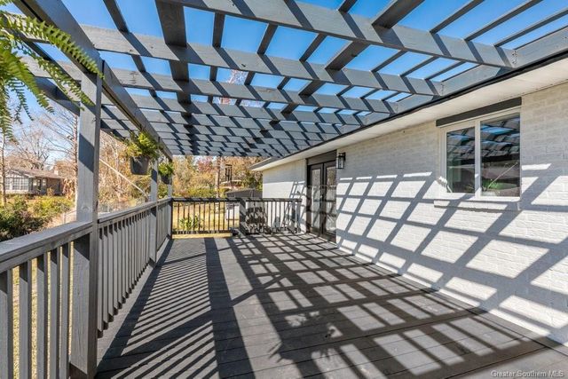 1517 Sarah Drive, Lake Charles, LA 70605