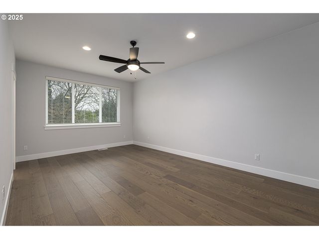 15225 Se TOWERS Ter, Milwaukie, OR 97267