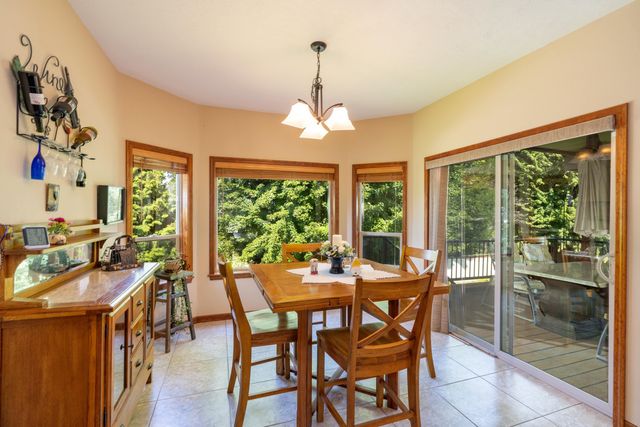 9405 N Phoebe St, Spokane, WA 99208