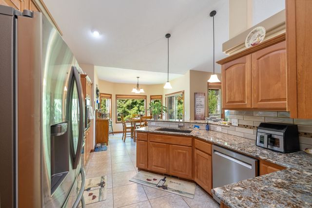 9405 N Phoebe St, Spokane, WA 99208