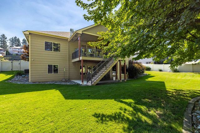 9405 N Phoebe St, Spokane, WA 99208