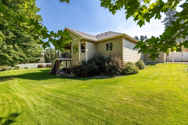 9405 N Phoebe St, Spokane, WA 99208