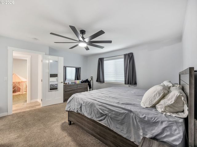 320 SOUTH St, Astoria, OR 97103