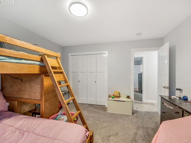 320 SOUTH St, Astoria, OR 97103