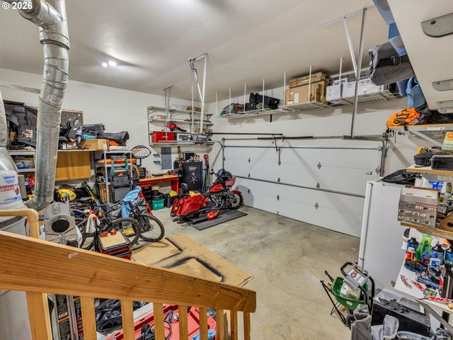 320 SOUTH St, Astoria, OR 97103