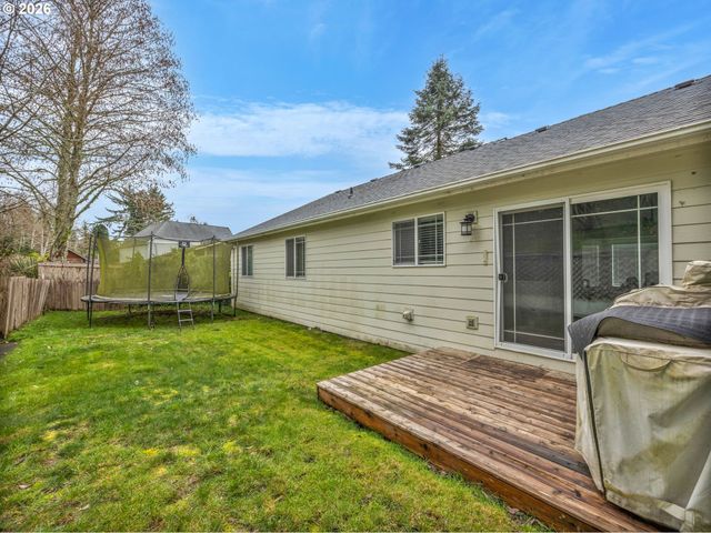 320 SOUTH St, Astoria, OR 97103