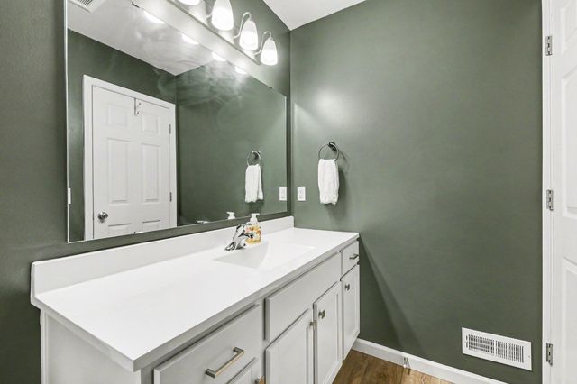 375 N Tannenbaum Trail NE, Cedar Springs, MI 49319