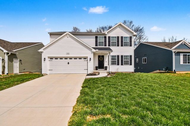 375 N Tannenbaum Trail NE, Cedar Springs, MI 49319