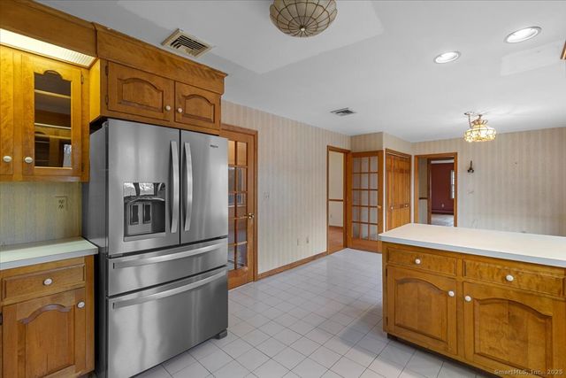 501 Radmere Road, Cheshire, CT 06410