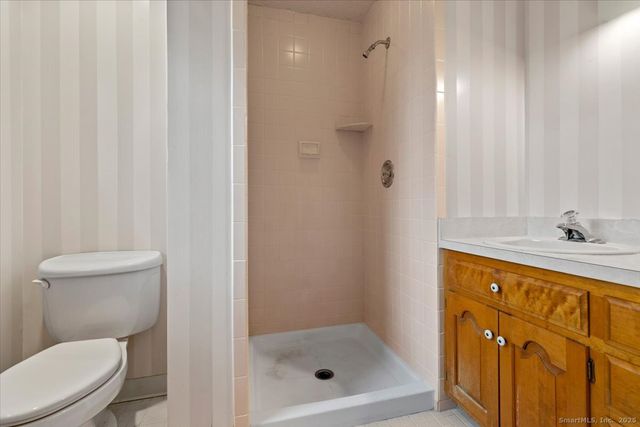 501 Radmere Road, Cheshire, CT 06410