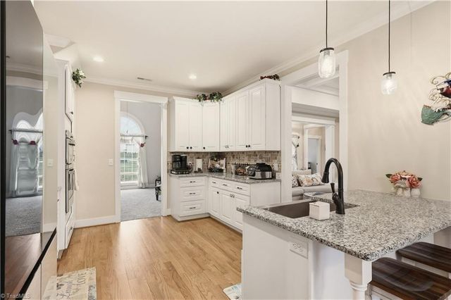 163 Meeting House Lane, Advance, NC 27006