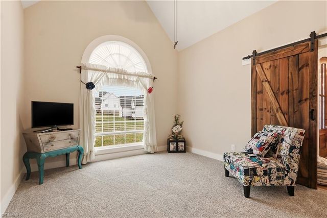 163 Meeting House Lane, Advance, NC 27006