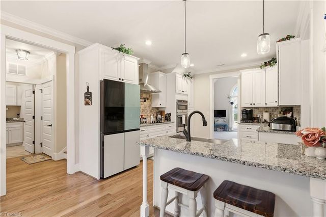 163 Meeting House Lane, Advance, NC 27006