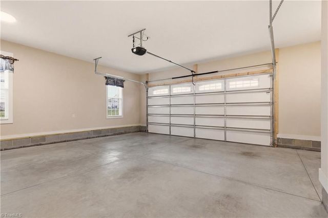 163 Meeting House Lane, Advance, NC 27006