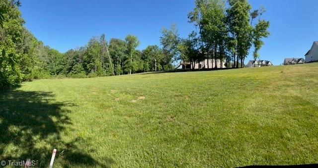 163 Meeting House Lane, Advance, NC 27006