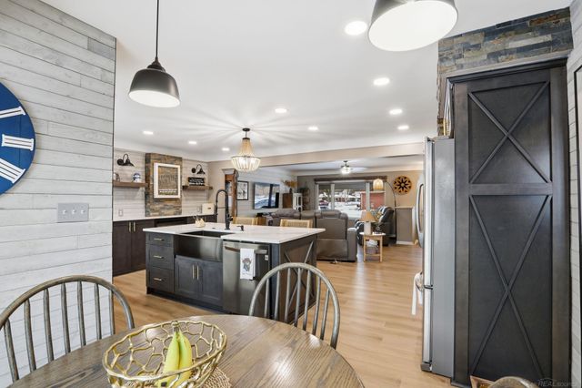 31467 Wellston Drive, Warren, MI 48093