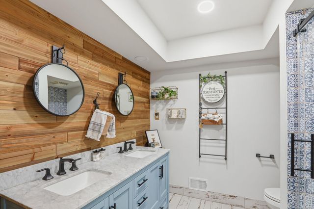 31467 Wellston Drive, Warren, MI 48093