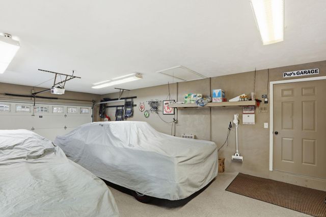 31467 Wellston Drive, Warren, MI 48093