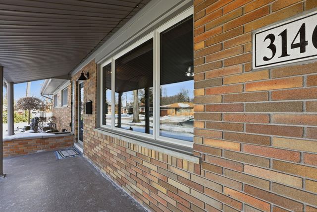 31467 Wellston Drive, Warren, MI 48093