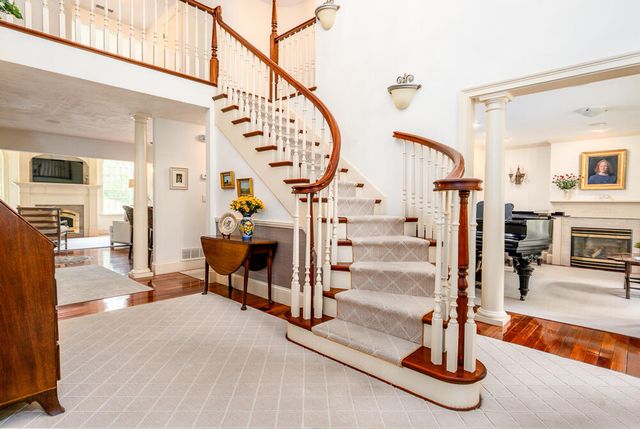 5 Pine Street, Sandwich, MA 02563