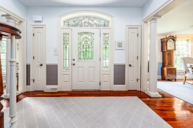 5 Pine Street, Sandwich, MA 02563