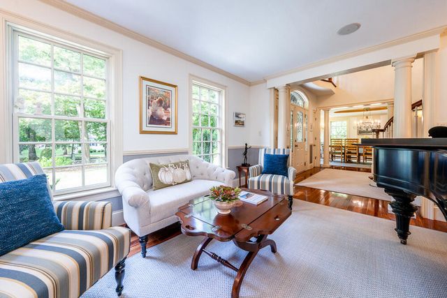 5 Pine Street, Sandwich, MA 02563