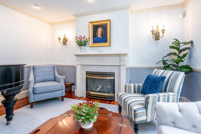 5 Pine Street, Sandwich, MA 02563