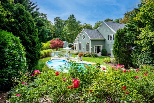 5 Pine Street, Sandwich, MA 02563