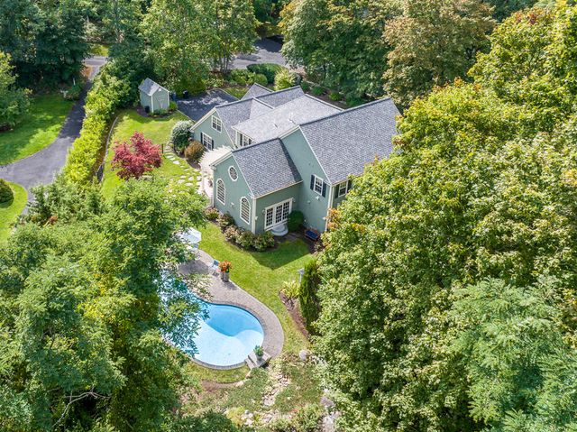 5 Pine Street, Sandwich, MA 02563