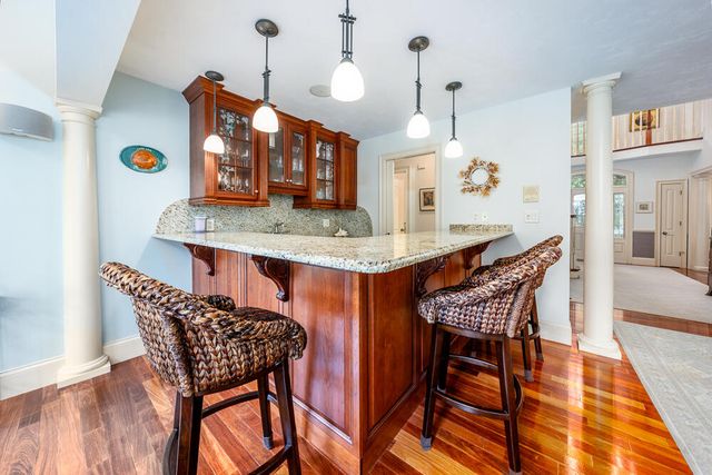5 Pine Street, Sandwich, MA 02563