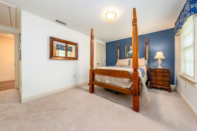 5 Pine Street, Sandwich, MA 02563