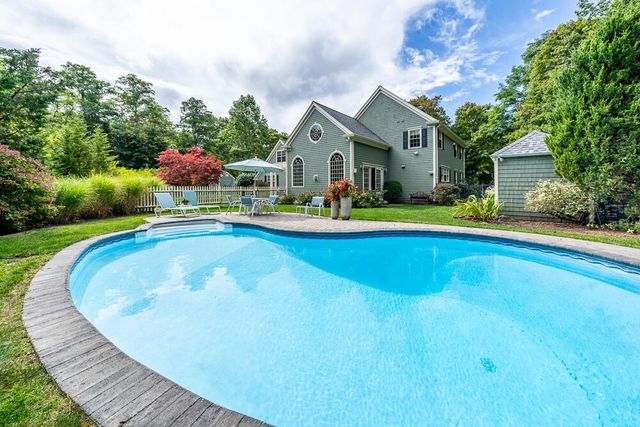 5 Pine Street, Sandwich, MA 02563
