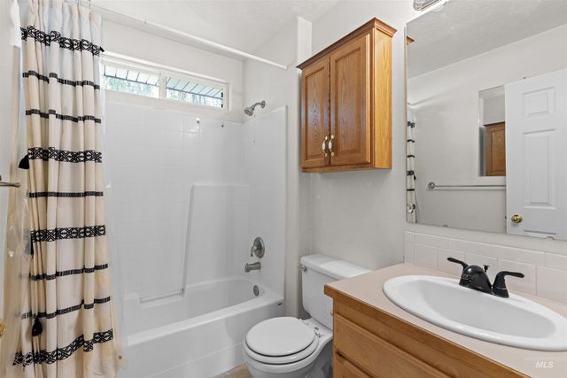 1711 Cashew Court, Nampa, ID 83651