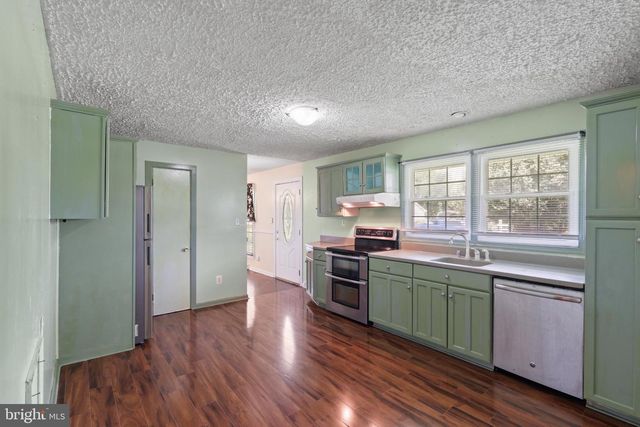 801 CULPEPER ST, Fredericksburg, VA 22405