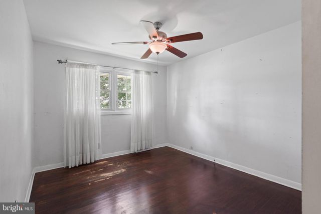 801 CULPEPER ST, Fredericksburg, VA 22405