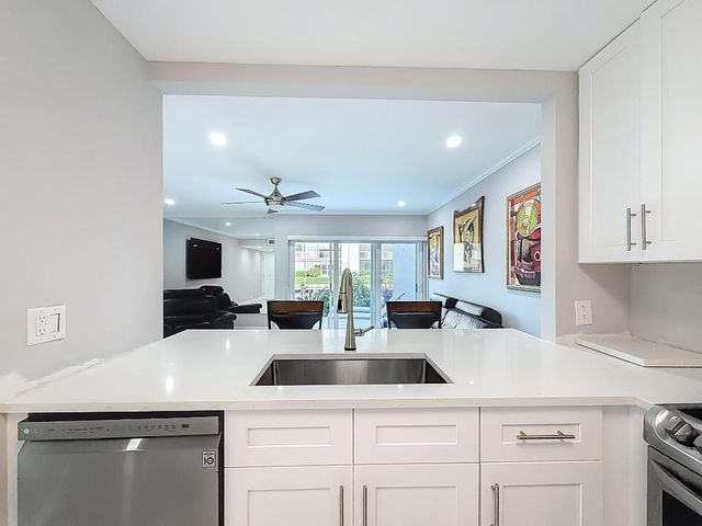 129 Lehane Terrace 137, North Palm Beach, FL 33408