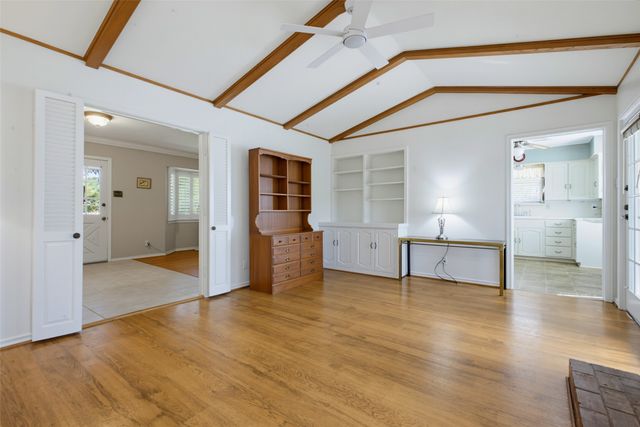 200 N Weatherred Drive, Richardson, TX 75080