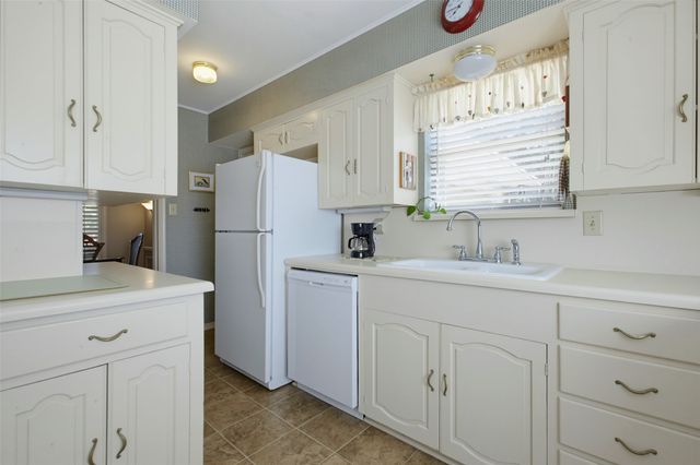 200 N Weatherred Drive, Richardson, TX 75080