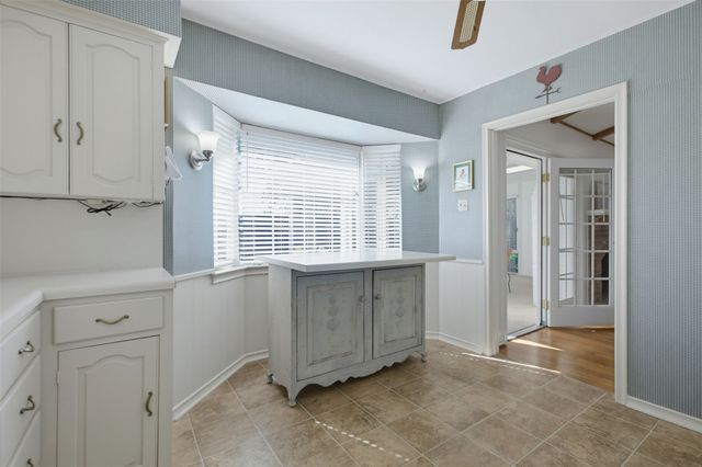200 N Weatherred Drive, Richardson, TX 75080