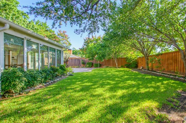 200 N Weatherred Drive, Richardson, TX 75080