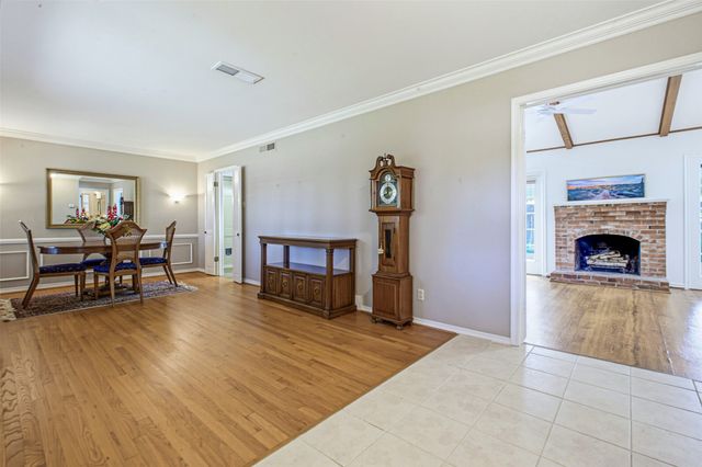200 N Weatherred Drive, Richardson, TX 75080