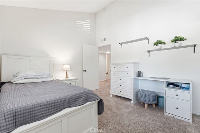 5504 E Vista Del Rio, Anaheim, CA 92807