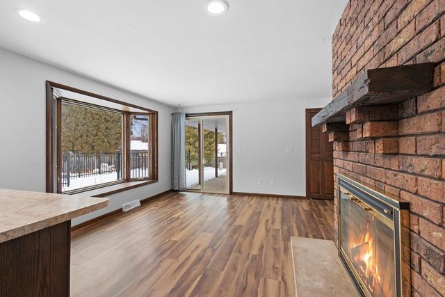 2560 ST STEVEN COURT, Green Bay, WI 54304