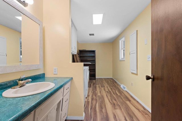 2560 ST STEVEN COURT, Green Bay, WI 54304