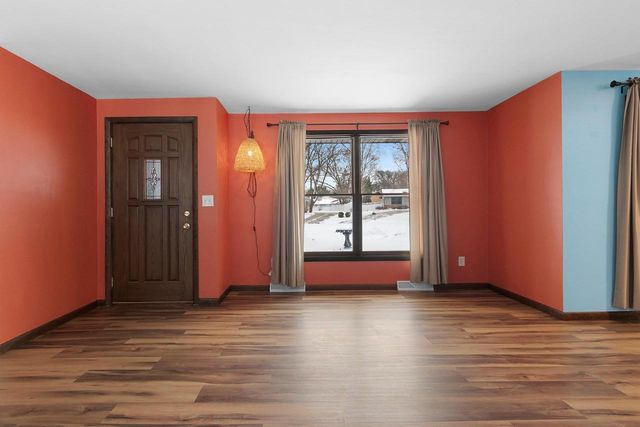 2560 ST STEVEN COURT, Green Bay, WI 54304